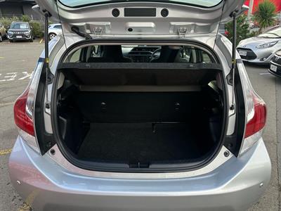 2015 Toyota Aqua - Thumbnail