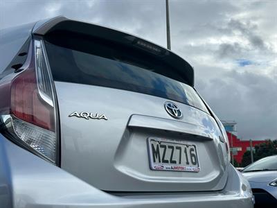 2015 Toyota Aqua - Thumbnail