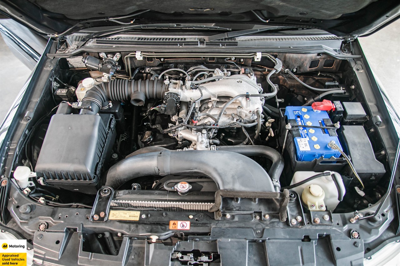 2013 Mitsubishi Pajero