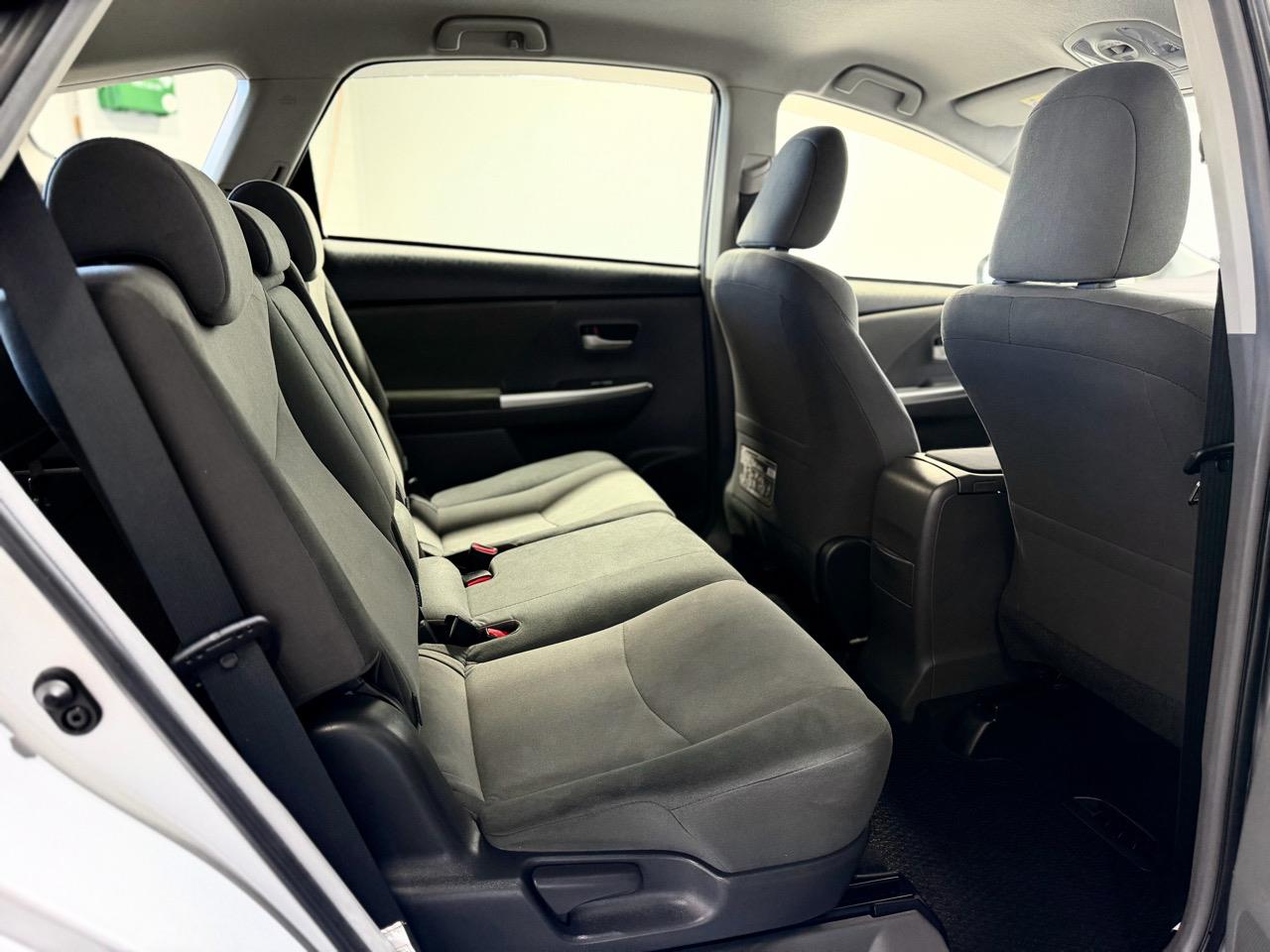 2014 Toyota Prius Alpha