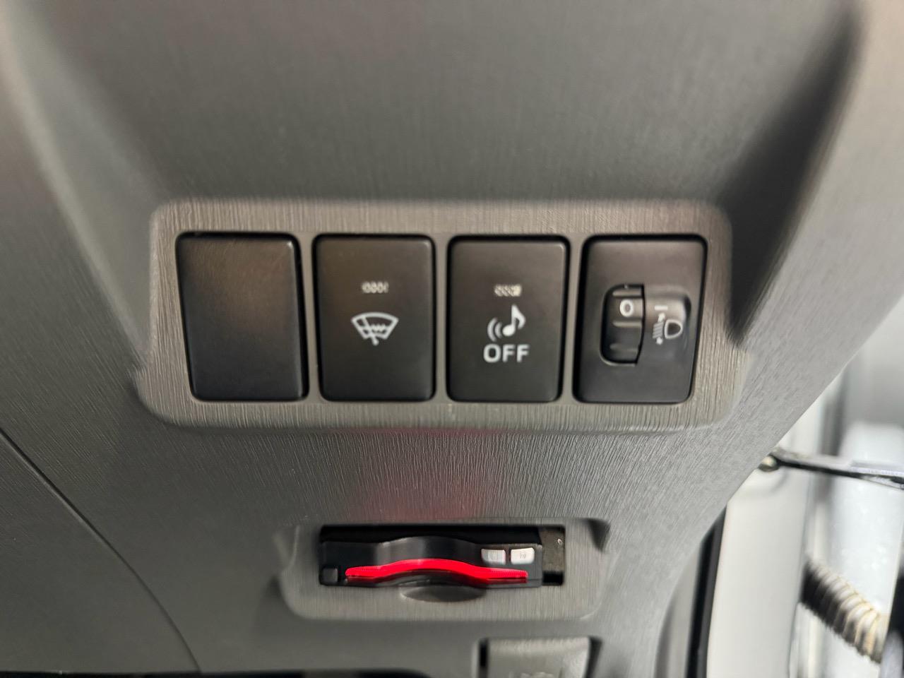 2014 Toyota Prius Alpha