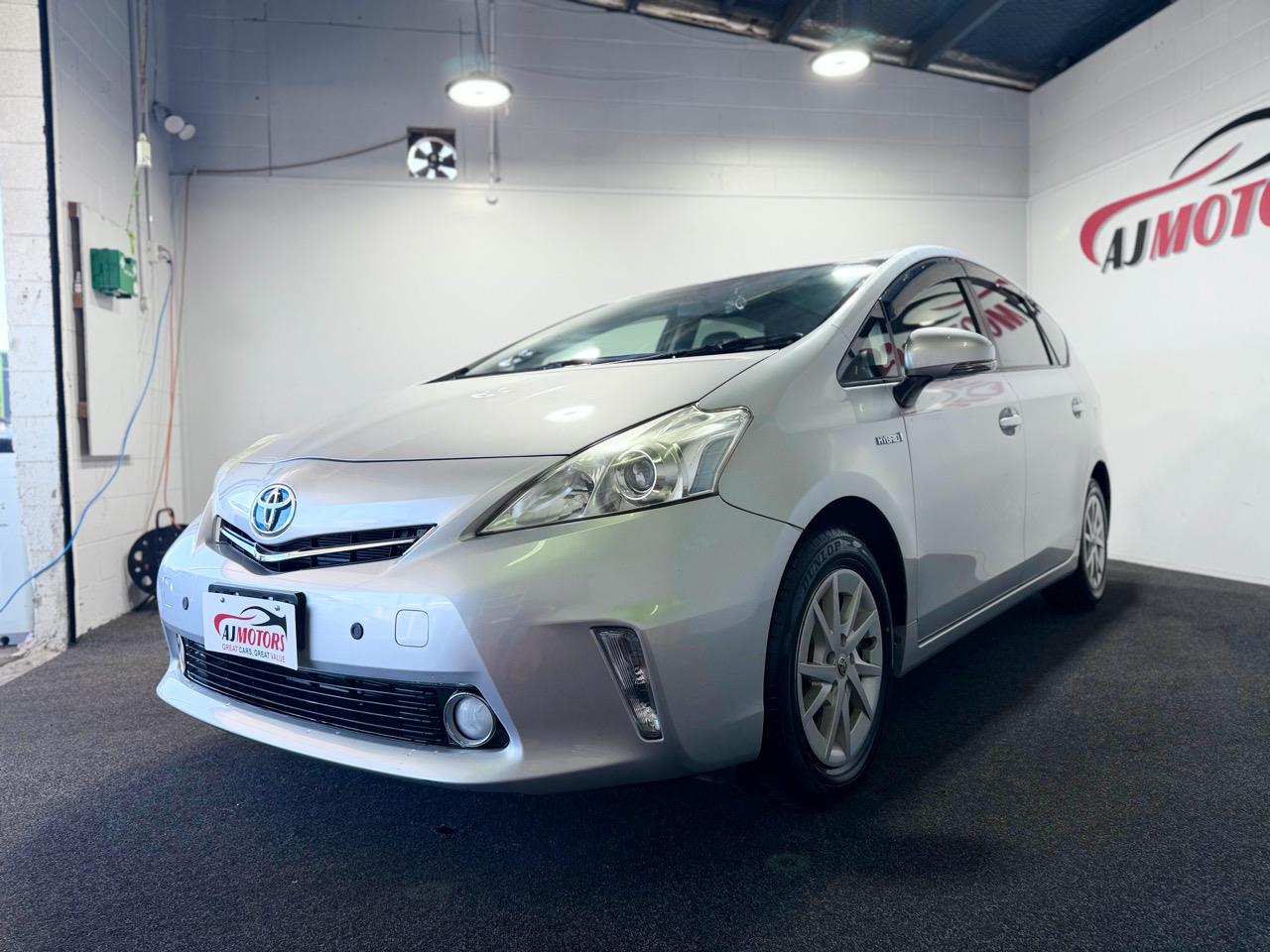 2014 Toyota Prius Alpha