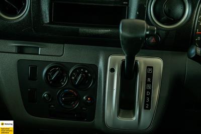 2021 Nissan NV350 - Thumbnail