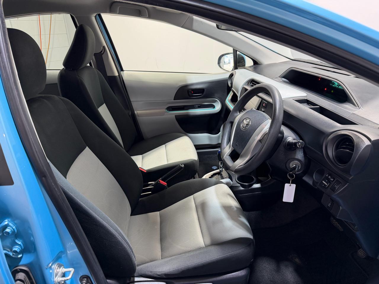 2013 Toyota Aqua