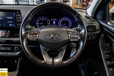 2022 Hyundai i30 - Thumbnail