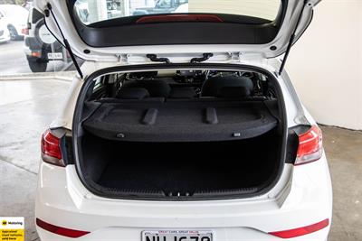 2022 Hyundai i30 - Thumbnail