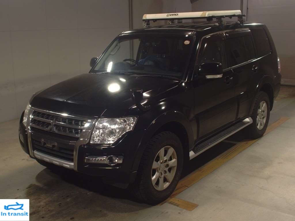 2017 Mitsubishi Pajero