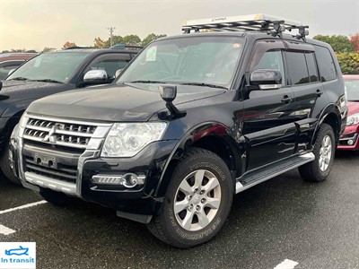 2017 Mitsubishi Pajero - Thumbnail