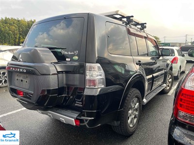 2017 Mitsubishi Pajero - Thumbnail