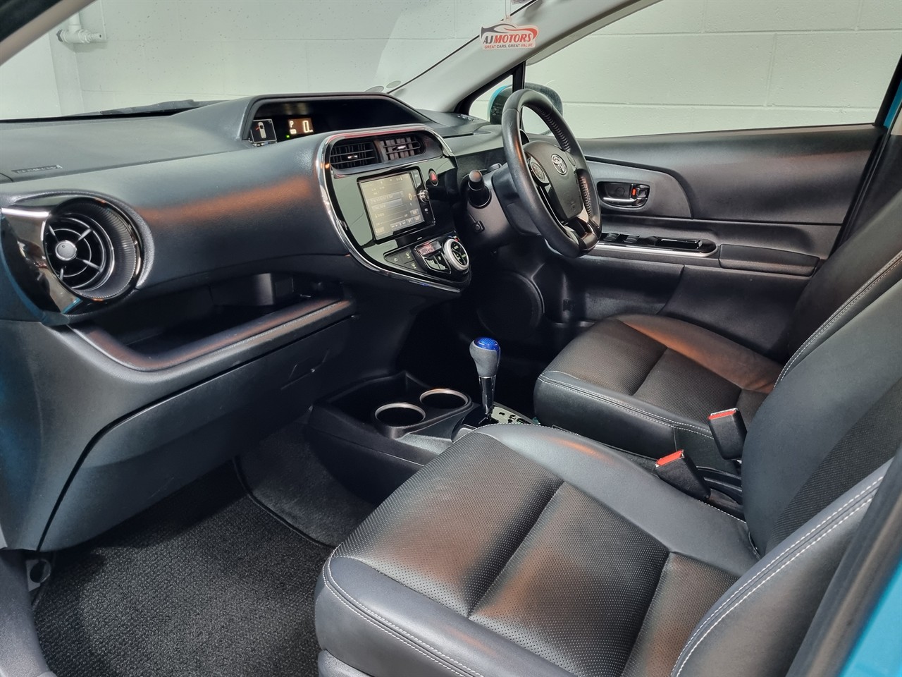 2017 Toyota Aqua