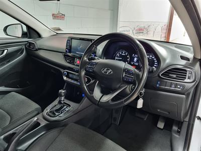 2021 Hyundai i30 - Thumbnail