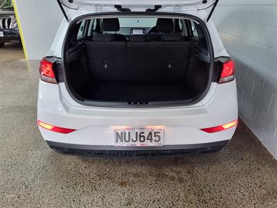 2021 Hyundai i30 - Thumbnail