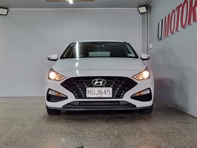 2021 Hyundai i30 - Thumbnail