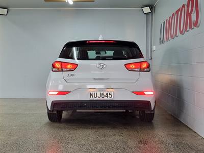 2021 Hyundai i30 - Thumbnail