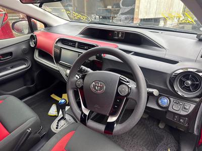 2017 Toyota Aqua - Thumbnail