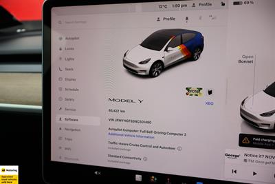 2022 Tesla Model Y - Thumbnail