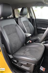 2023 Suzuki Vitara - Thumbnail