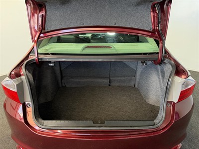 2014 Honda Grace - Thumbnail