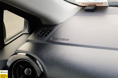 2015 Toyota Aqua - Thumbnail