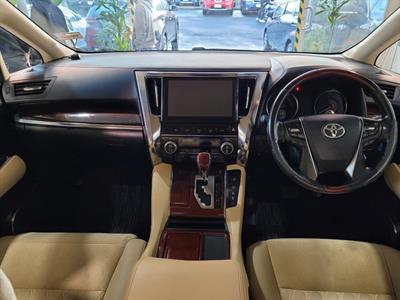 2016 Toyota Alphard - Thumbnail