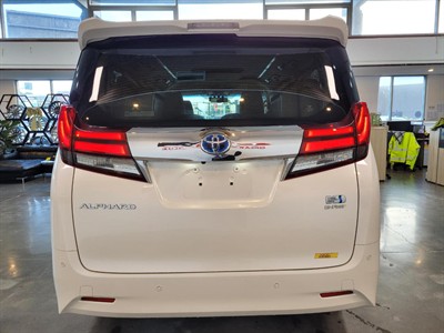 2016 Toyota Alphard - Thumbnail