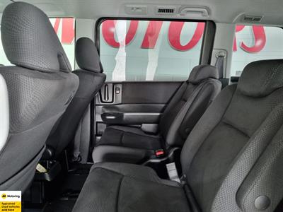 2012 Honda STEPWAGON - Thumbnail