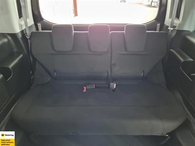 2012 Honda STEPWAGON - Thumbnail