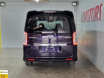 2012 Honda STEPWAGON - Thumbnail