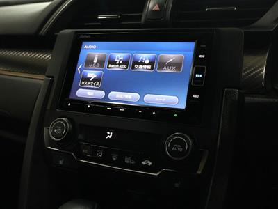 2019 Honda Civic - Thumbnail