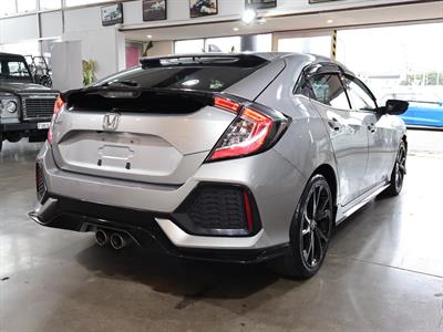 2019 Honda Civic - Thumbnail