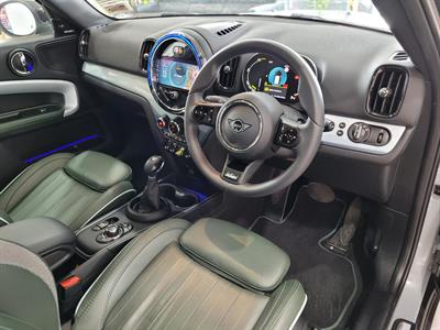 2022 MINI Countryman - Thumbnail