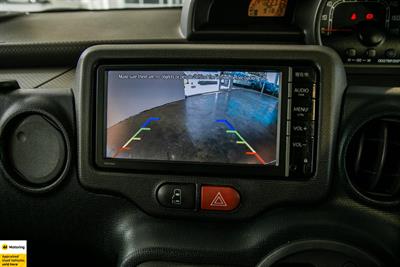 2015 Toyota Spade - Thumbnail