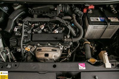 2015 Toyota Spade - Thumbnail