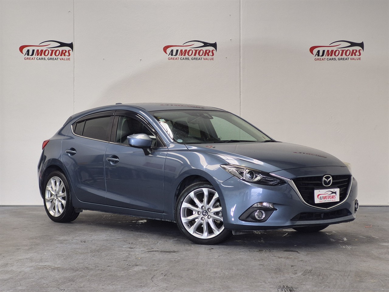 2014 Mazda Axela Sport