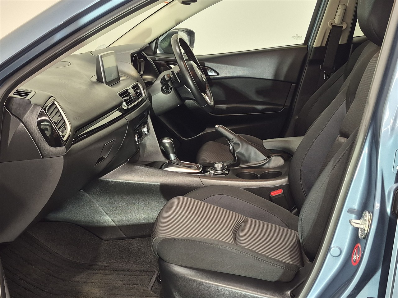 2014 Mazda Axela Sport