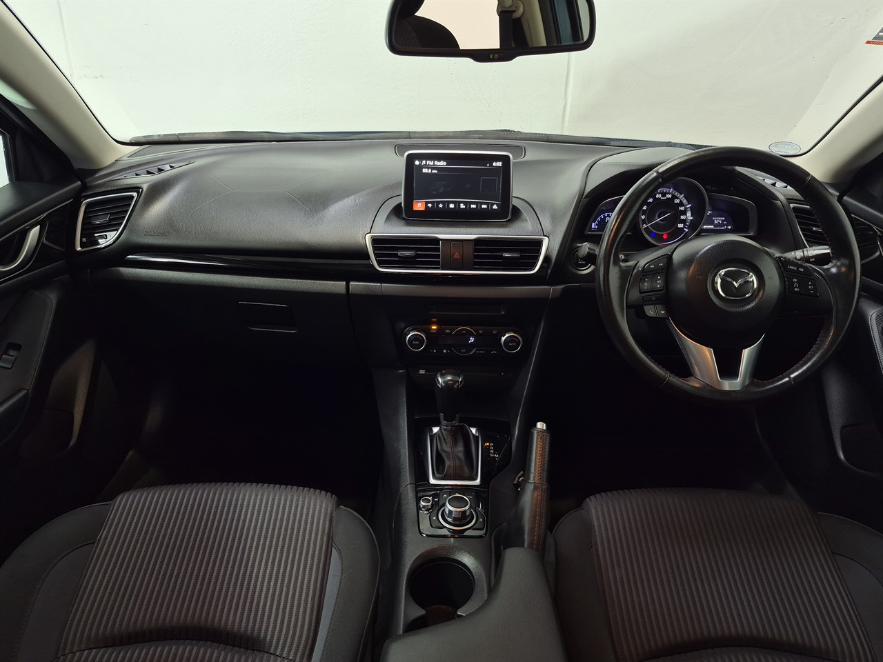 2014 Mazda Axela Sport
