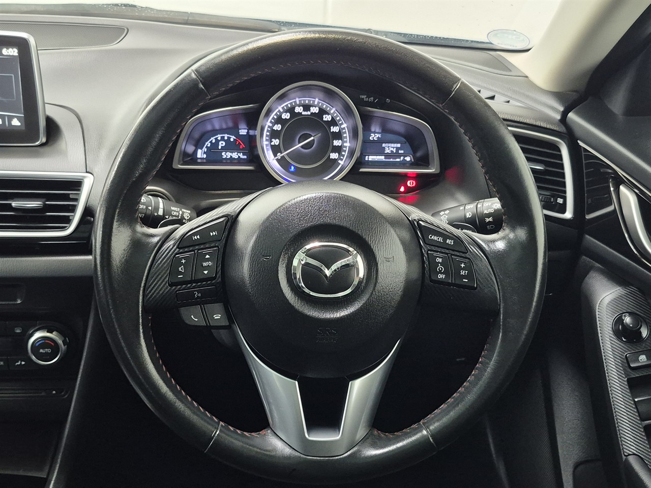 2014 Mazda Axela Sport