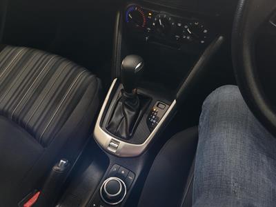 2020 Mazda 2 - Thumbnail