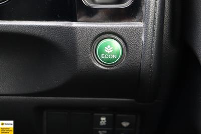 2015 Honda Shuttle - Thumbnail