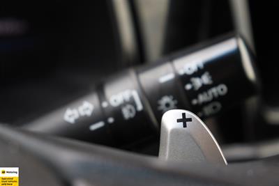 2015 Honda Shuttle - Thumbnail