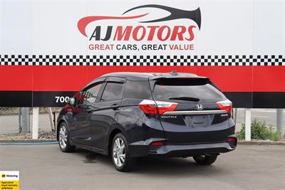 2015 Honda Shuttle - Thumbnail