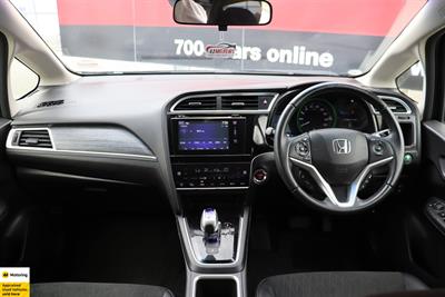 2015 Honda Shuttle - Thumbnail