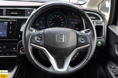 2015 Honda Shuttle - Thumbnail