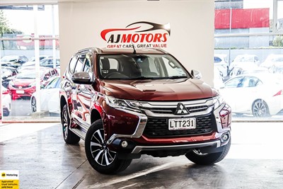 2018 Mitsubishi Pajero Sport - Thumbnail
