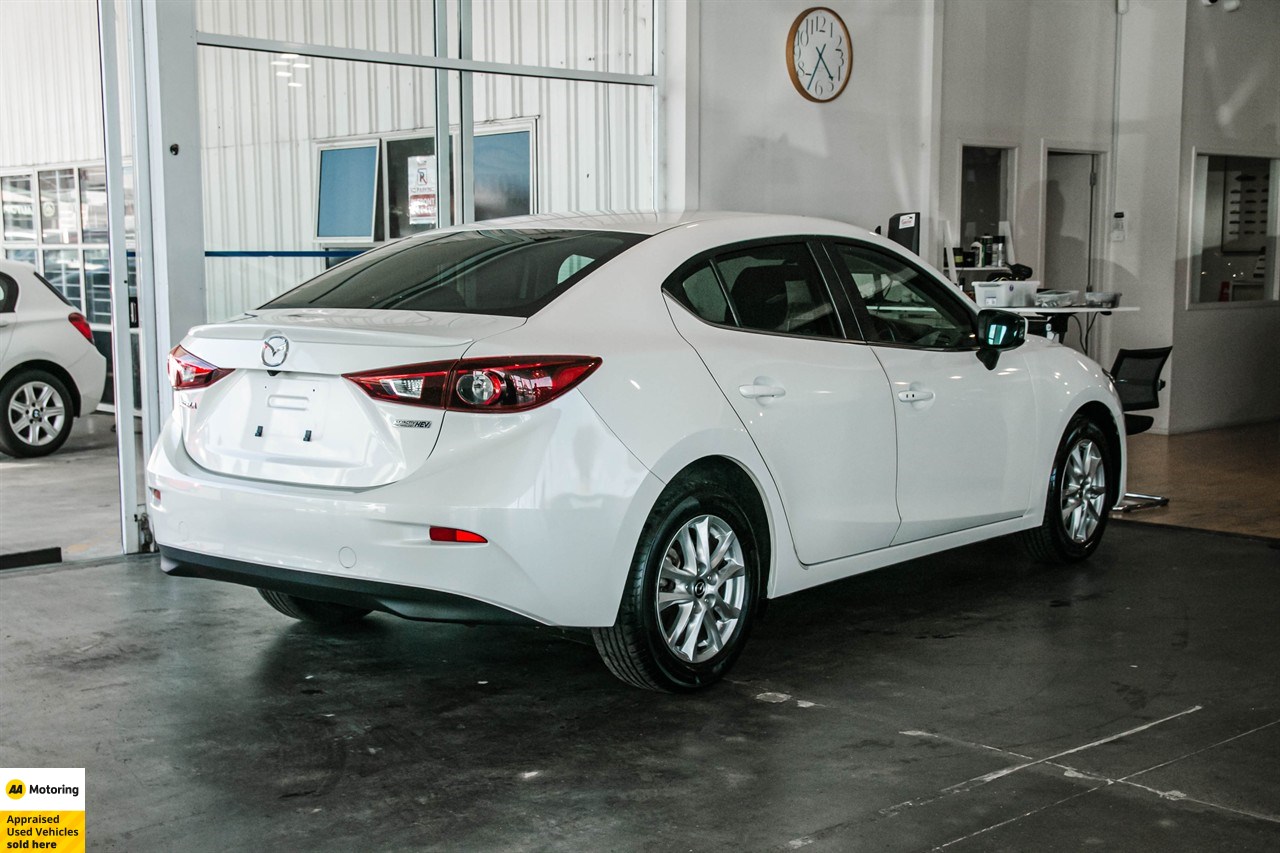 2014 Mazda Axela