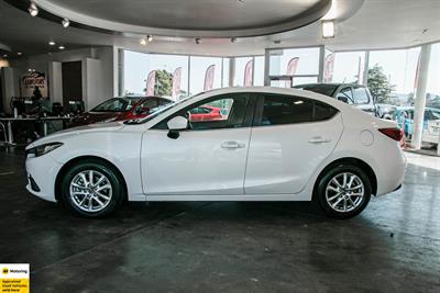 2014 Mazda Axela - Thumbnail