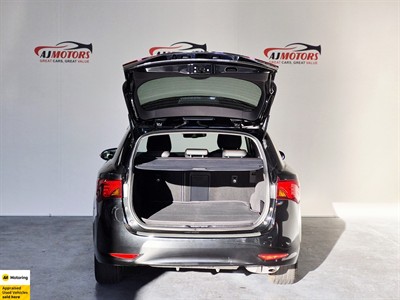 2016 Toyota Avensis - Thumbnail