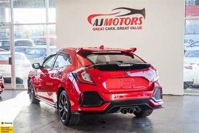 2019 Honda Civic - Thumbnail