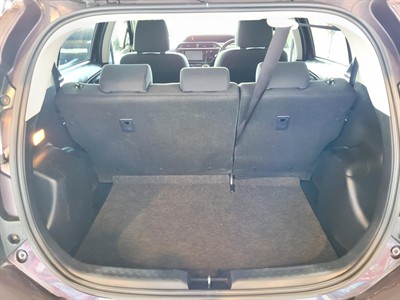 2015 Toyota Aqua - Thumbnail