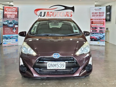 2015 Toyota Aqua - Thumbnail